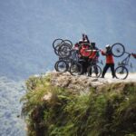 Carretera de la Muerte en Bolivia: Vive una emocionante aventura en bicicleta